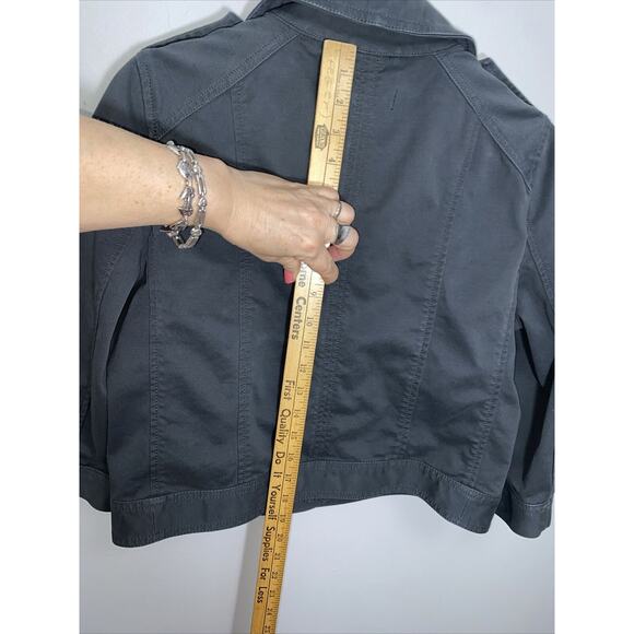 ANN TAYLOR LOFT Crop Blazer Women Size Med Gray Button Up Lightweight Jacket - Picture 13 of 14